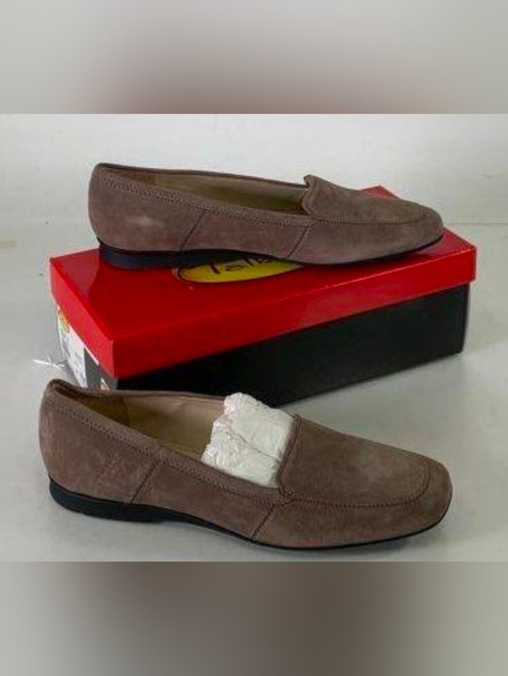 NIOB Talbots Women'sTaupe Suede Loafers SZ 9
